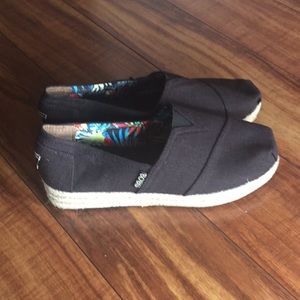 BOBS by Skechers size 9 black /tan New